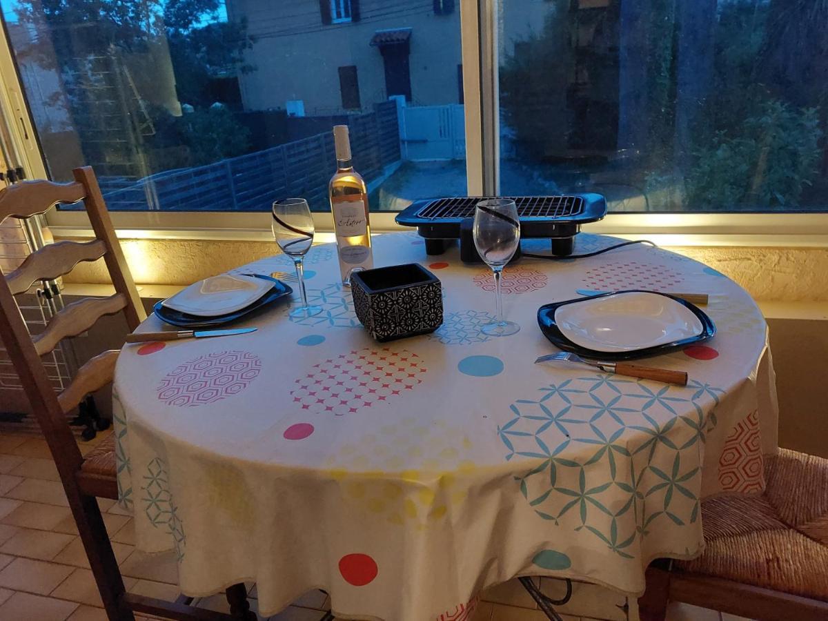 Home Tranquille Dans La Cite Du Mimosa - 2 Etoiles - Axelle Loc'Appart Мандельє-ла-Напуль Екстер'єр фото