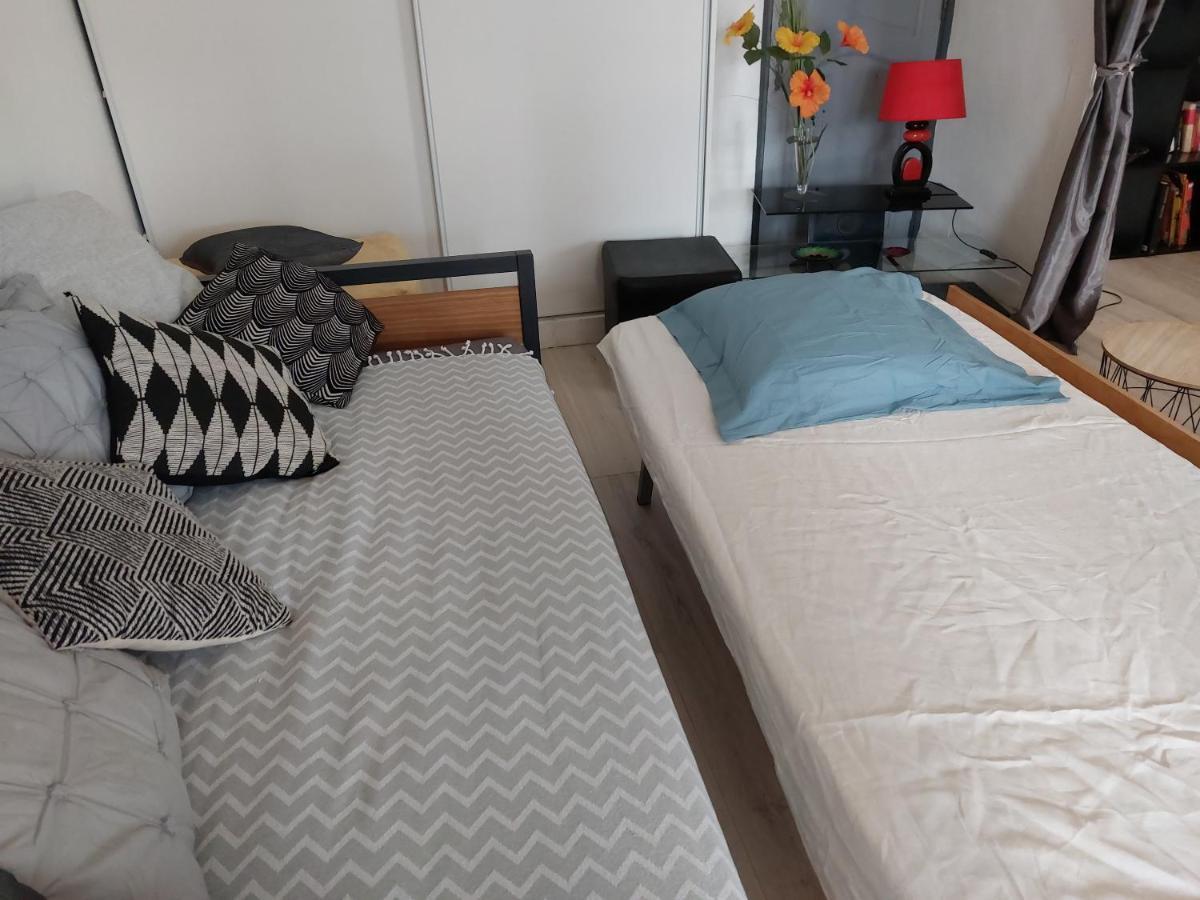 Home Tranquille Dans La Cite Du Mimosa - 2 Etoiles - Axelle Loc'Appart Мандельє-ла-Напуль Екстер'єр фото